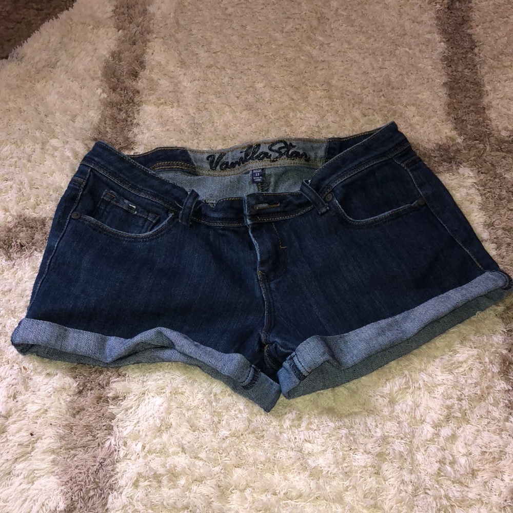 Vanilla Star Shorts